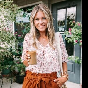 Ashlee by Amaryllis Floral Blouse Main Street Bodysuit